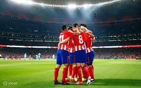 解析“棋牌局中局”：熟人组局背后的合伙作弊行为。（揭秘棋牌“局中局”：熟人设局背后的合谋作弊内幕）